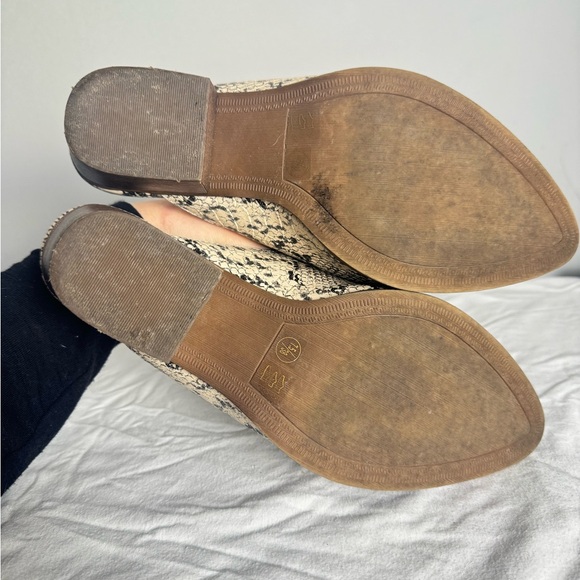 Snake Print Heels - Picture 4 of 4